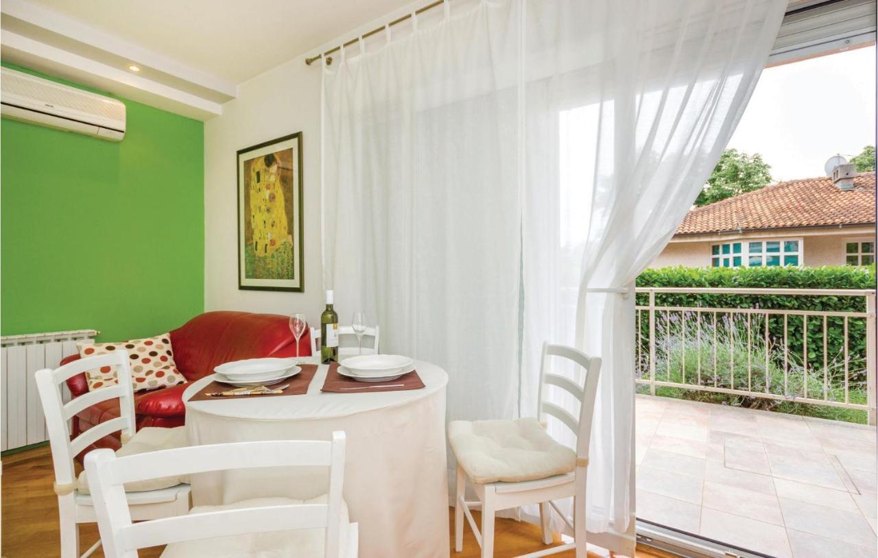 1 Bedroom Amazing Apartment In Rijeka Ngoại thất bức ảnh